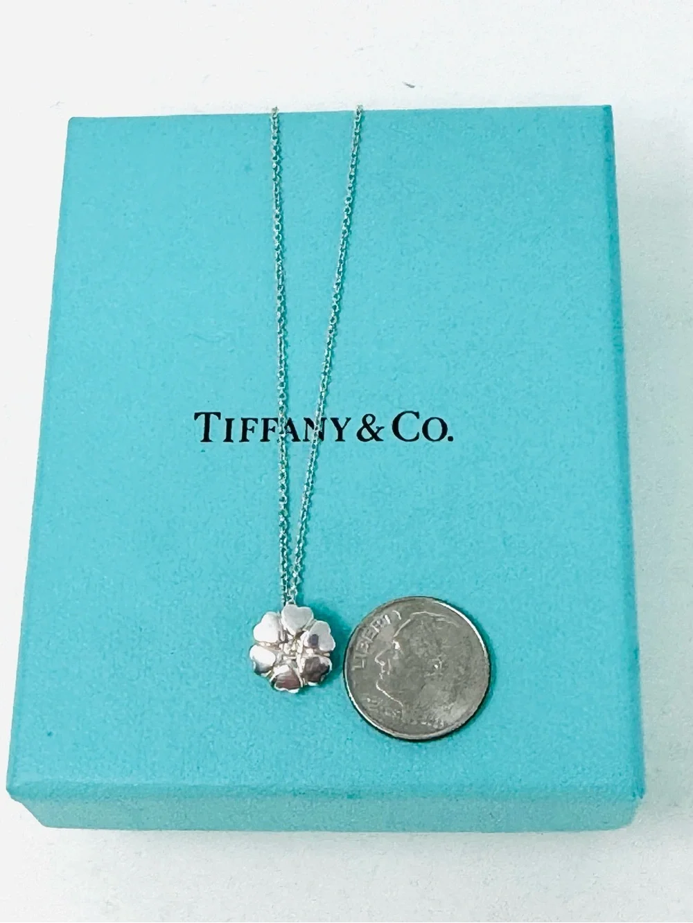 Authentic Tiffany & Co. Paloma Picasso Crown Of Hearts Diamond Pendant Necklace.